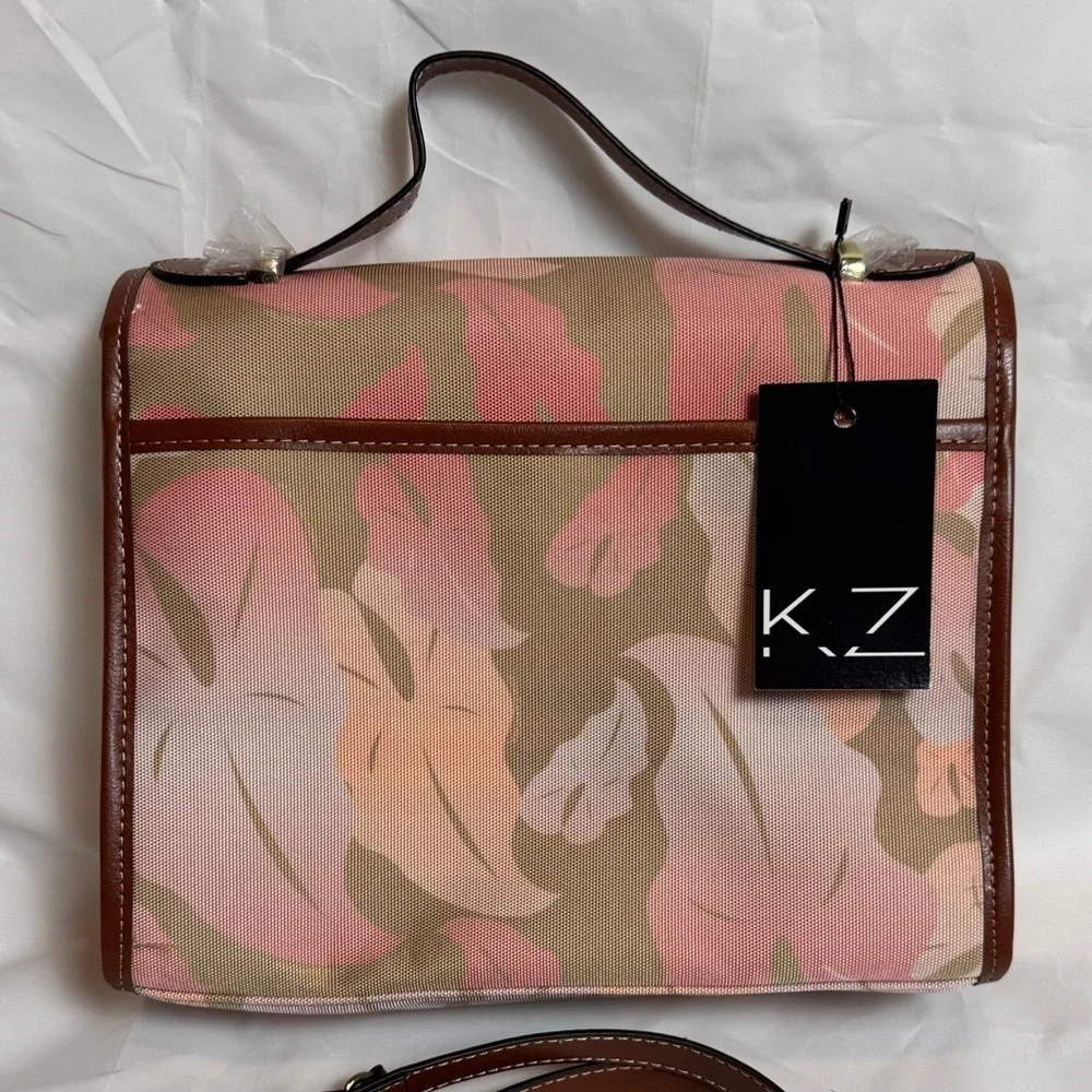 NWT Hawaiian Floral Pink and Brown Women's Bag